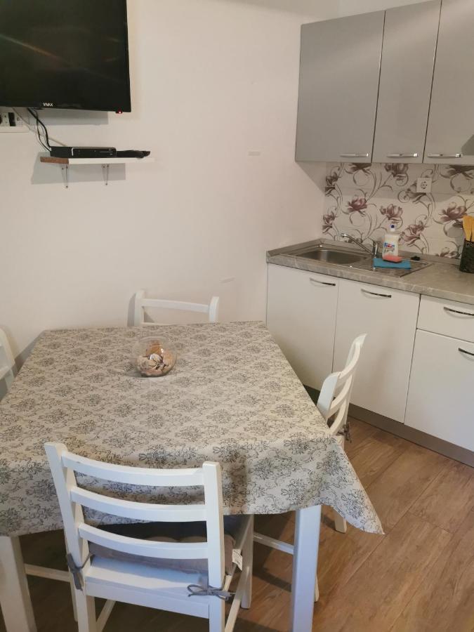 Kronjac * Milna (Hvar)